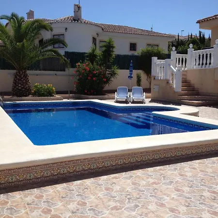 Villa Large With Private Pool And Five Bedrooms In *