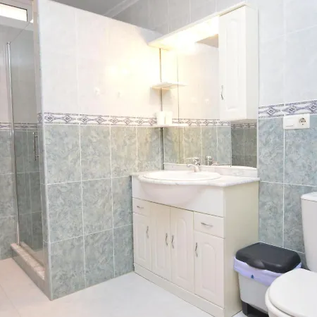 Large With Private Pool And Five Bedrooms In *